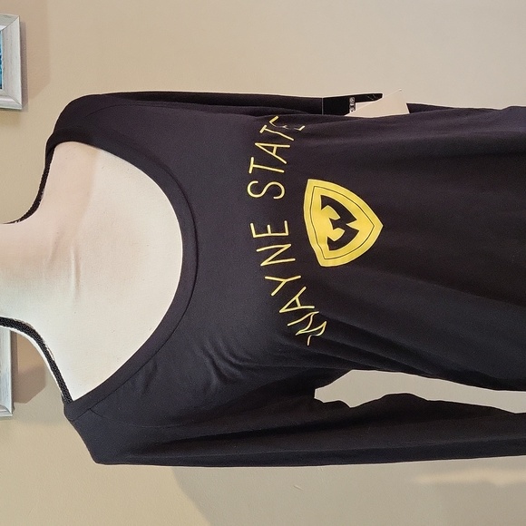 Alta Gracia Apparel Wayne State Shirt - Picture 2 of 11